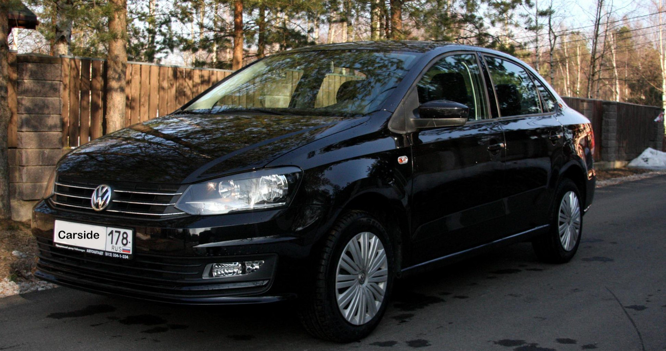 Аренда volkswagen. Volkswagen Polo 2014 черный. VW Golf Plus черный. Фольксваген поло 2014 черный. Volkswagen Polo 5 2014 чёрный.